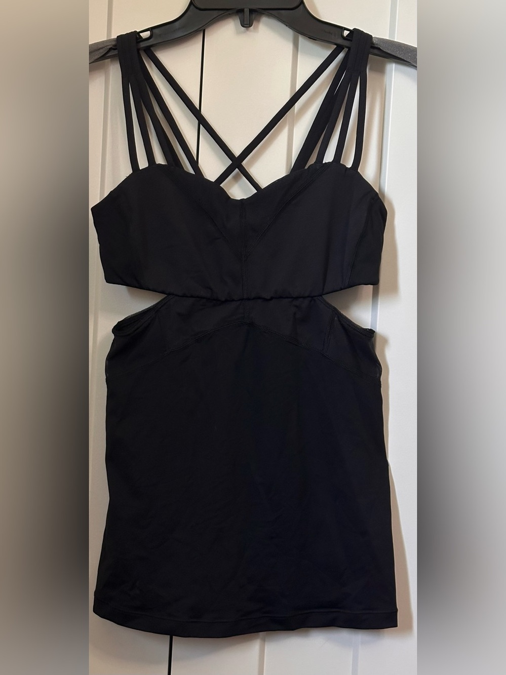 Lululemon Exquisite Tank II Black Strappy Cutout Bra Top Size 4